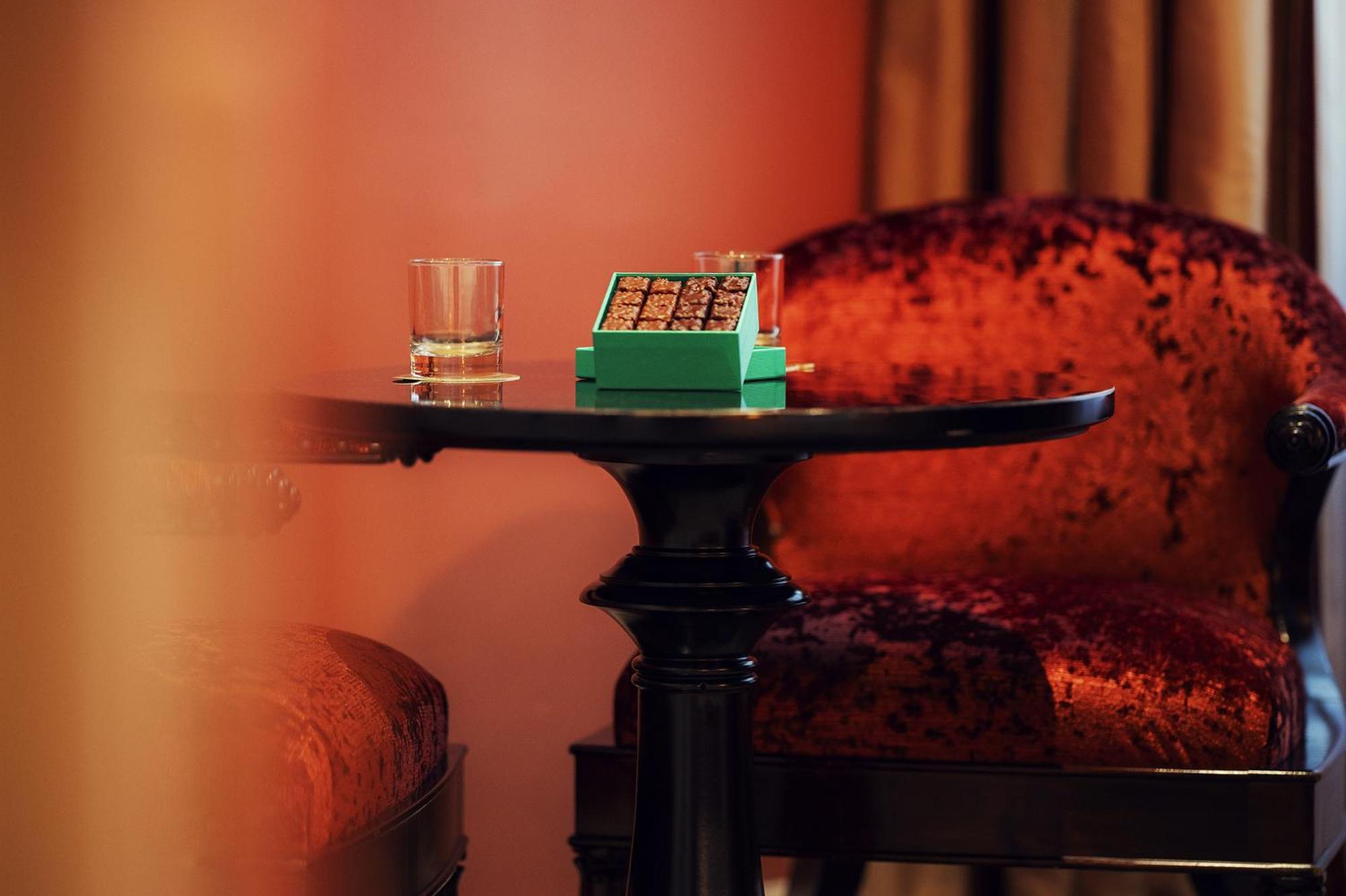 Hotel Odeon Saint-Germain Париж Екстериор снимка