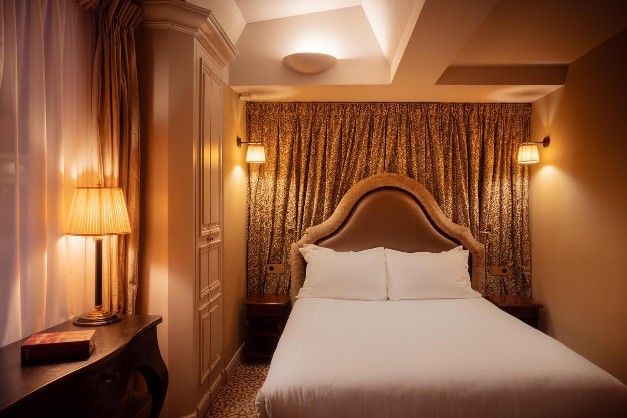 Hotel Odeon Saint-Germain Париж Екстериор снимка